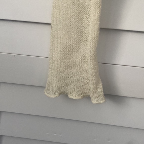 Urban Outfitters BDG Sheer Boatneck Lettuce Trim Bell Sleeve Sweater Small - Picture 8 of 12